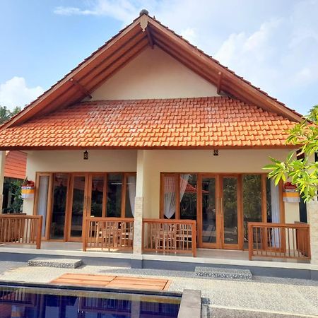 Sindhu Mesari Bungalow Toyapakeh エクステリア 写真
