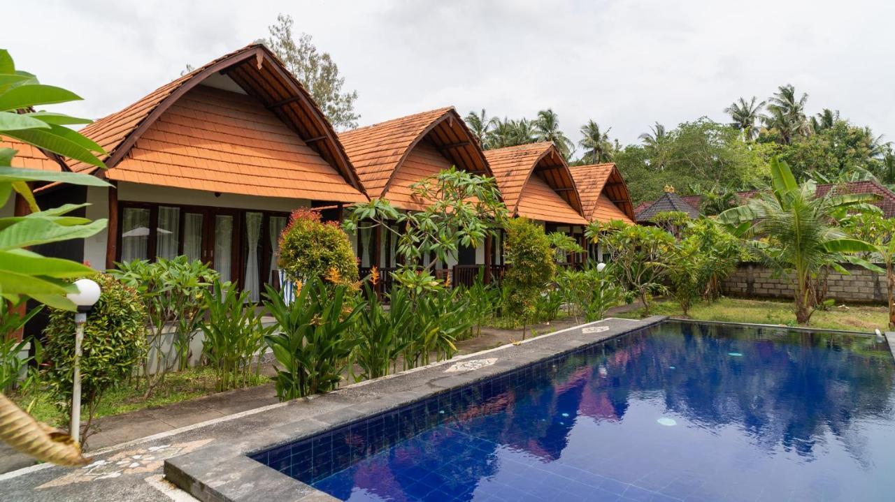 Sindhu Mesari Bungalow Toyapakeh エクステリア 写真