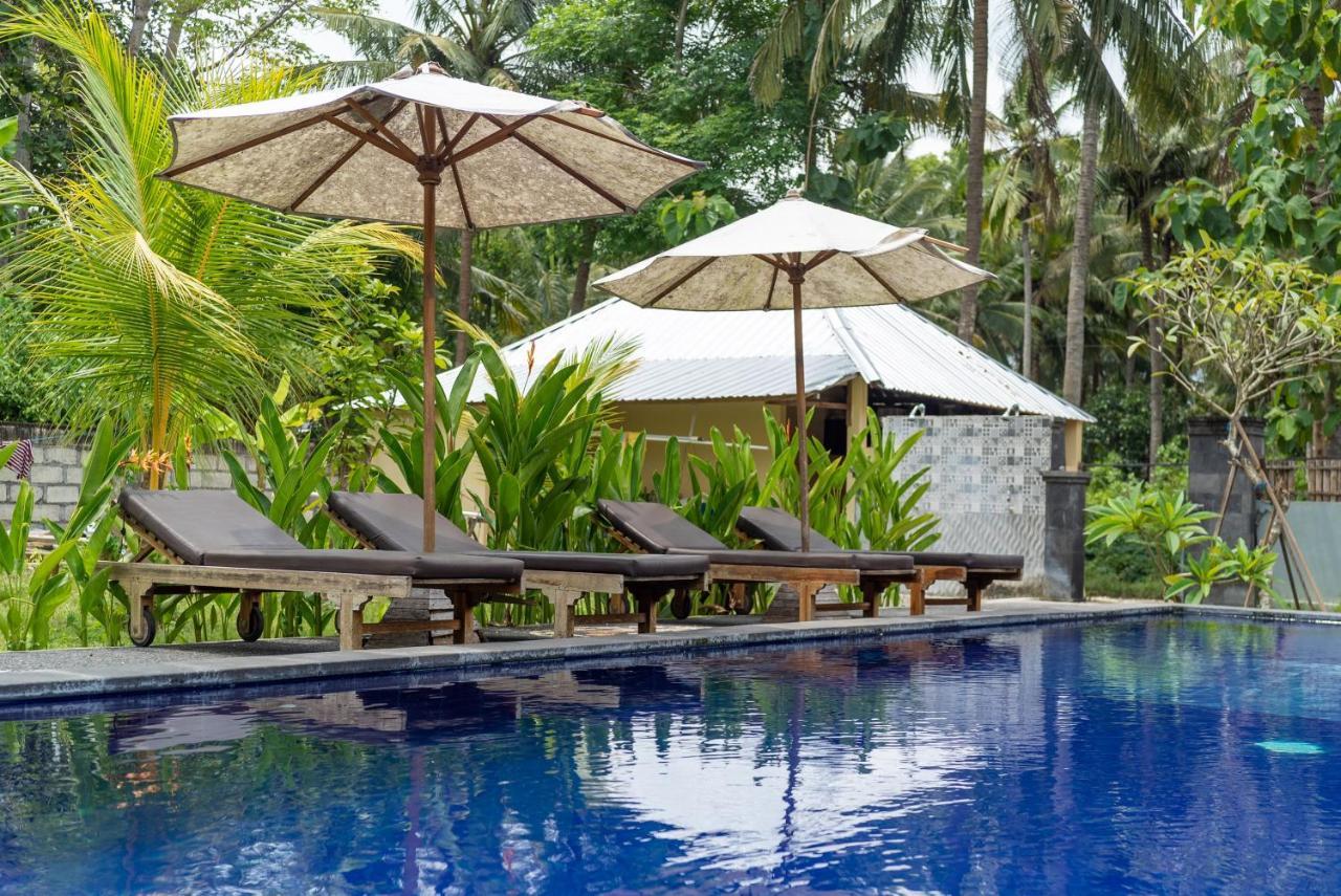 Sindhu Mesari Bungalow Toyapakeh エクステリア 写真