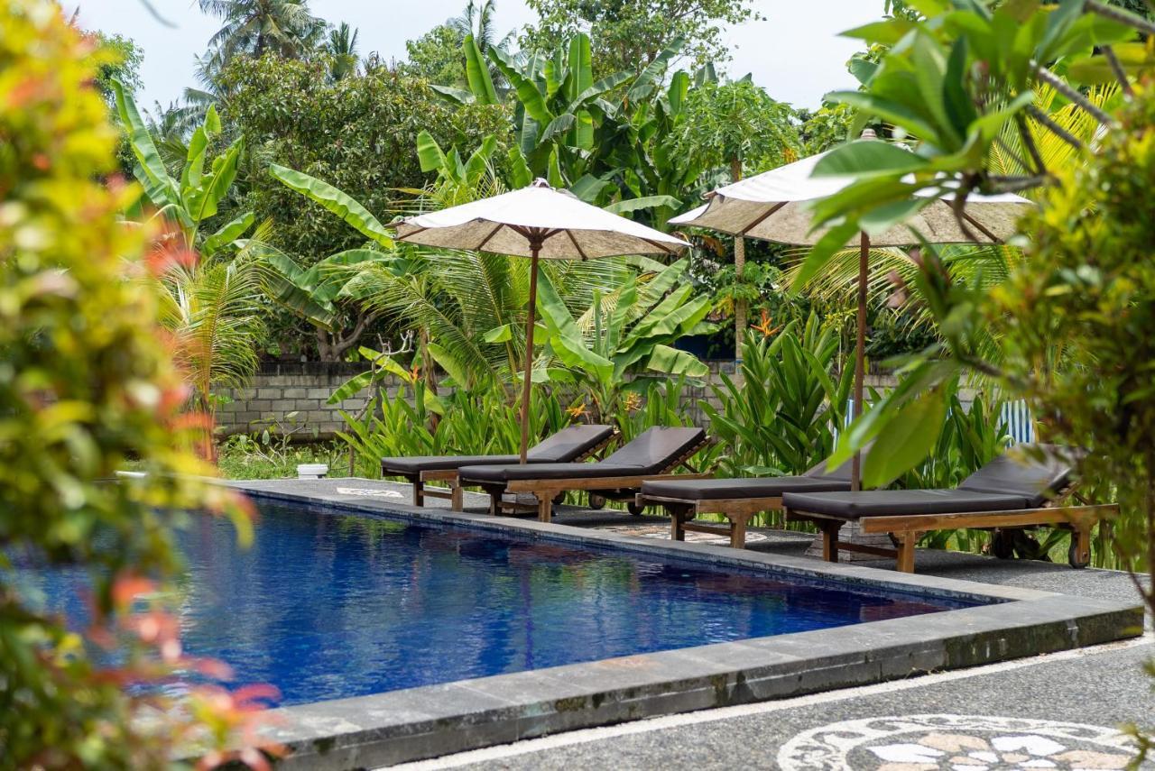 Sindhu Mesari Bungalow Toyapakeh エクステリア 写真