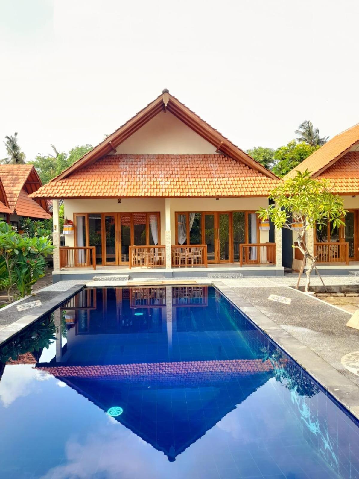 Sindhu Mesari Bungalow Toyapakeh エクステリア 写真